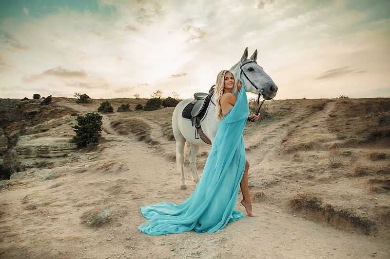women portret nature horse Dariya фото превью