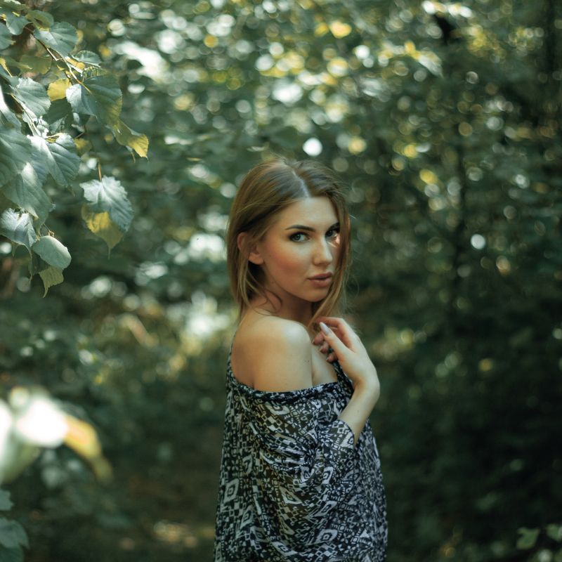 girl portrait Daria фото превью