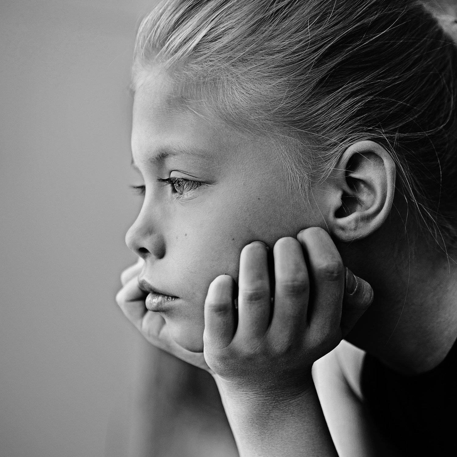 , Антон Леонов