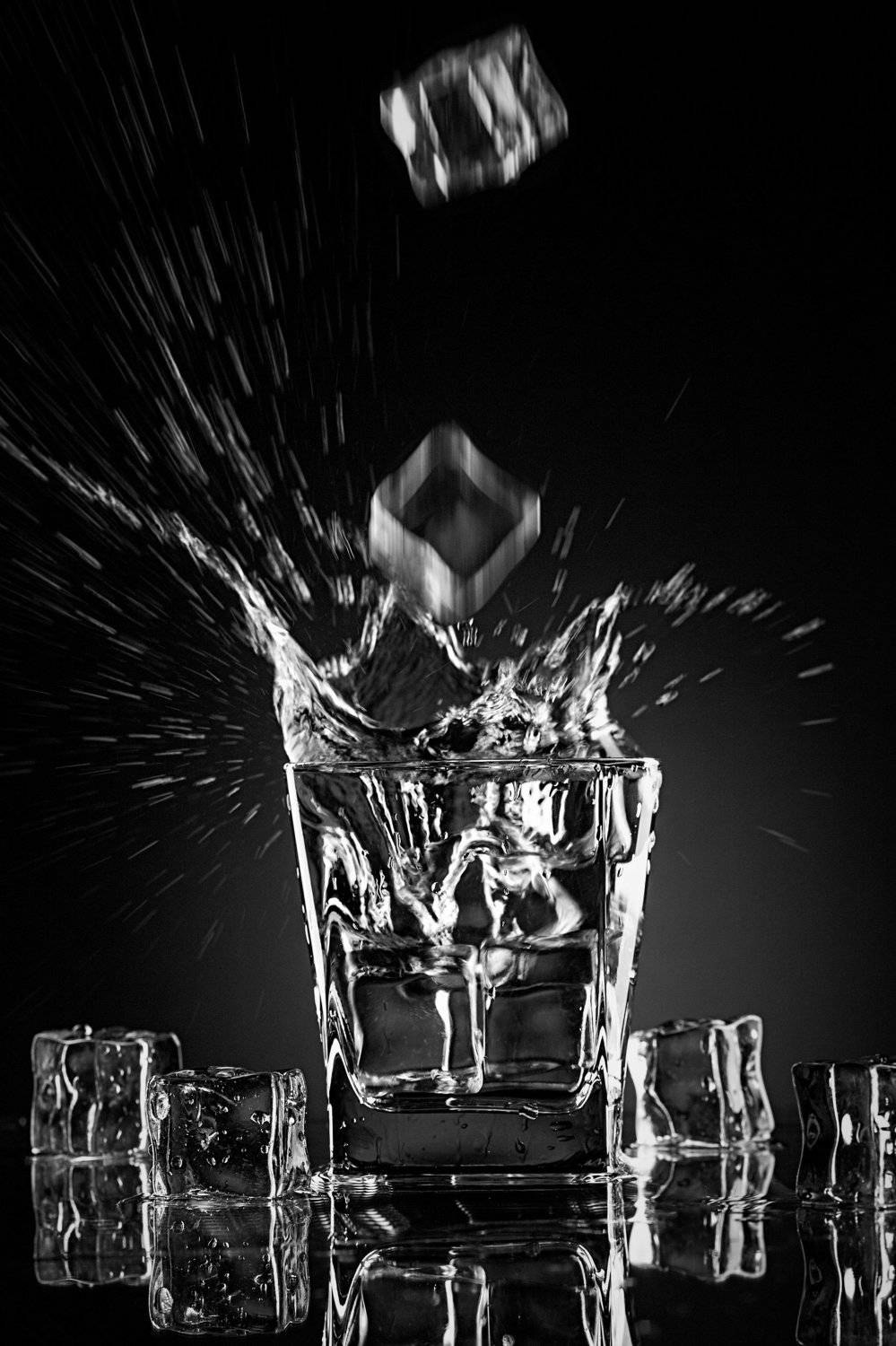 бокал лед брызги студия отражение, Евгений Дёгтев