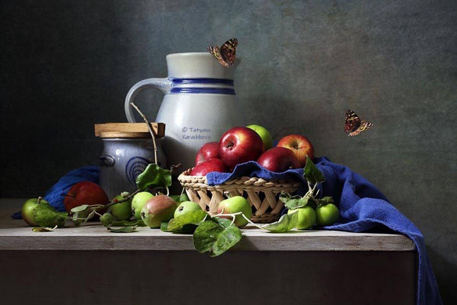 натюрморт, яблоки, кувшин, лето, Tatyana Karachkova