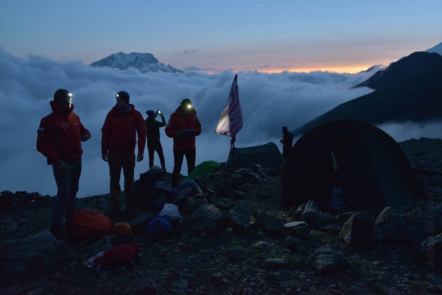 Кавказ, Россия, горы, восхождение, альпинизм, спорт, экстрим, высота, лагерь, вечер, шагнивнеизведанное, Владимир Столяров