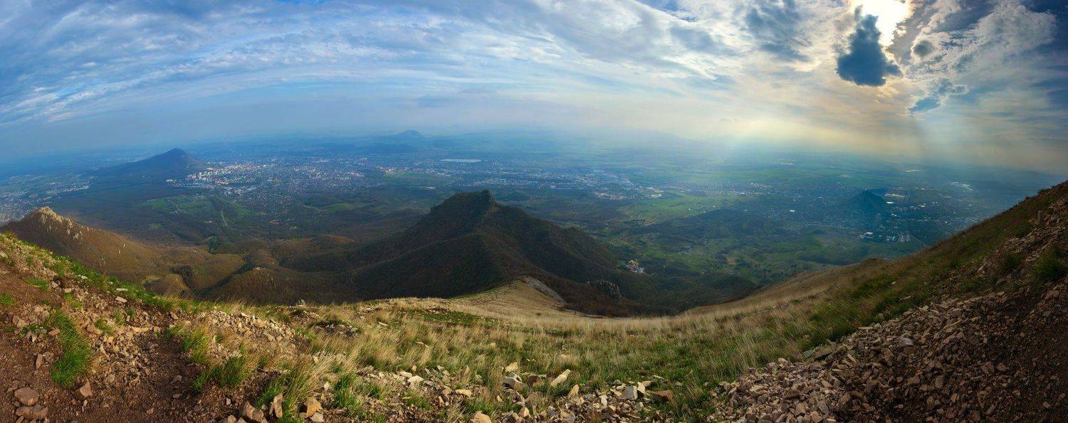 вершина,бештау,весна,апрель,пейзаж, Елена Брежицкая