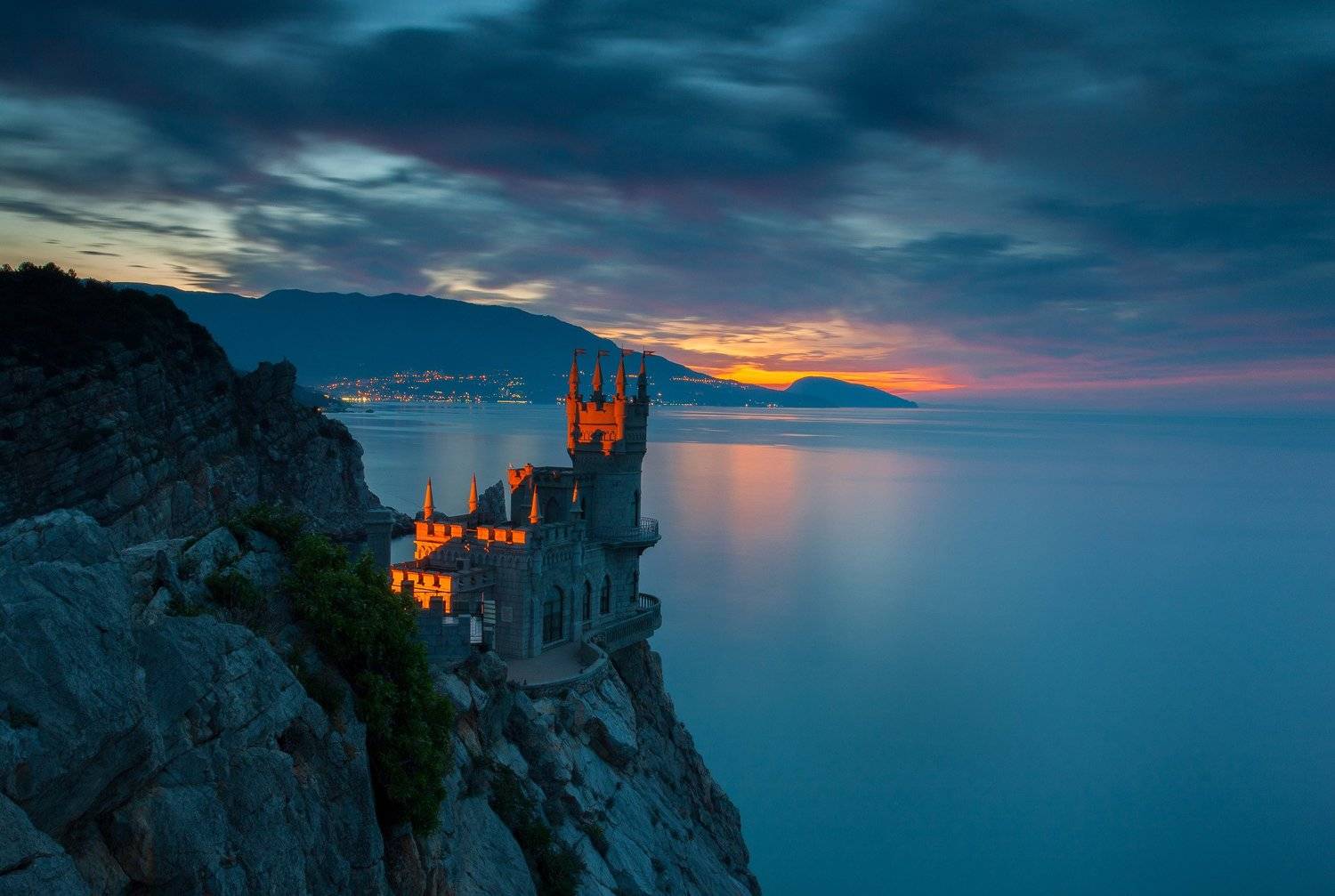 ласточкино гнездо, ялта, крым, ай-тодор, мисхор, черное море, ялтинский залив, мартьян, аю-даг, мыс ай-тодор, Serge Titov