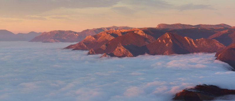 Утро в горах фото превью