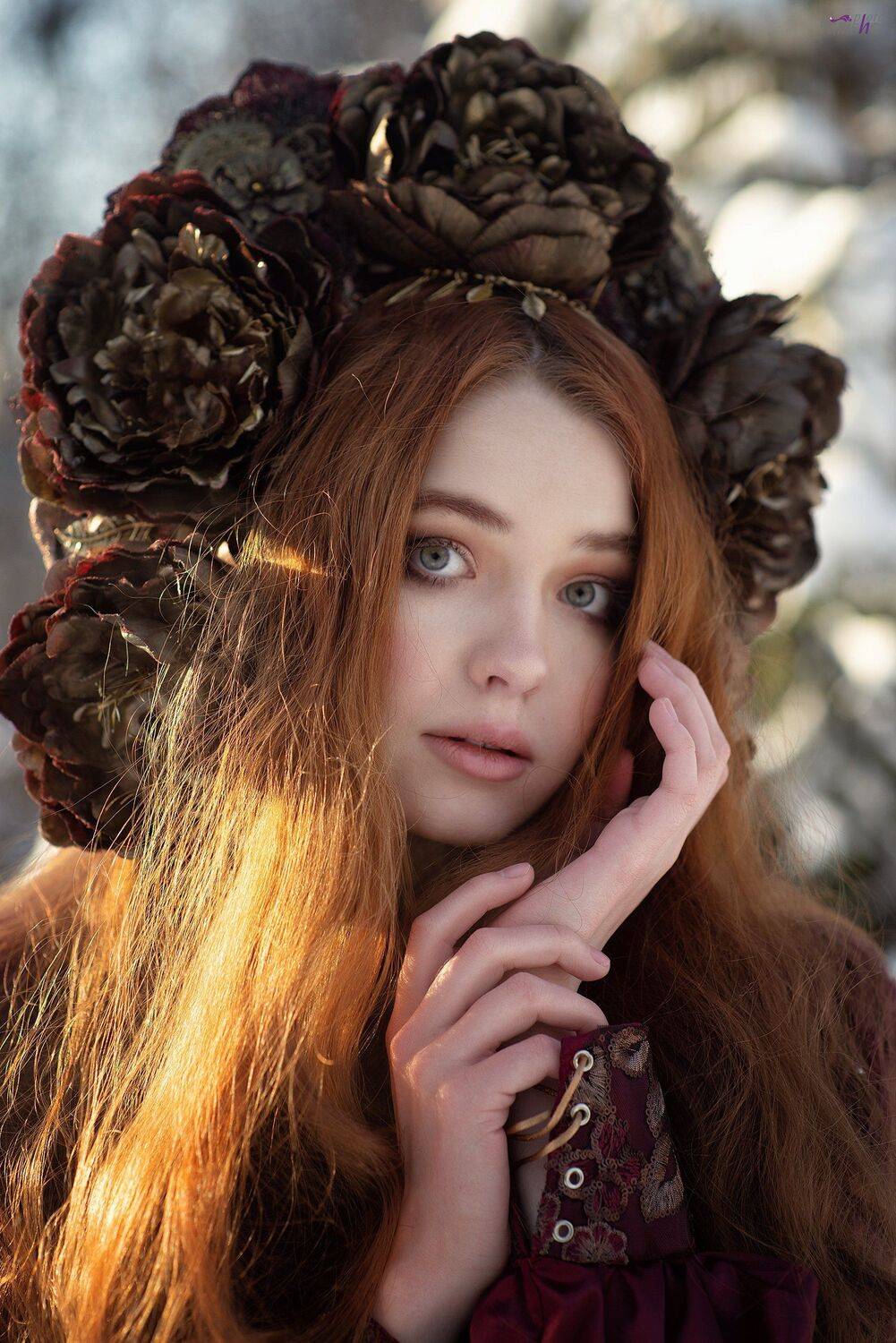 портрет, зима, красный, фентези, девушка, лес, сказка, холод, мороз, Янина Ермакова