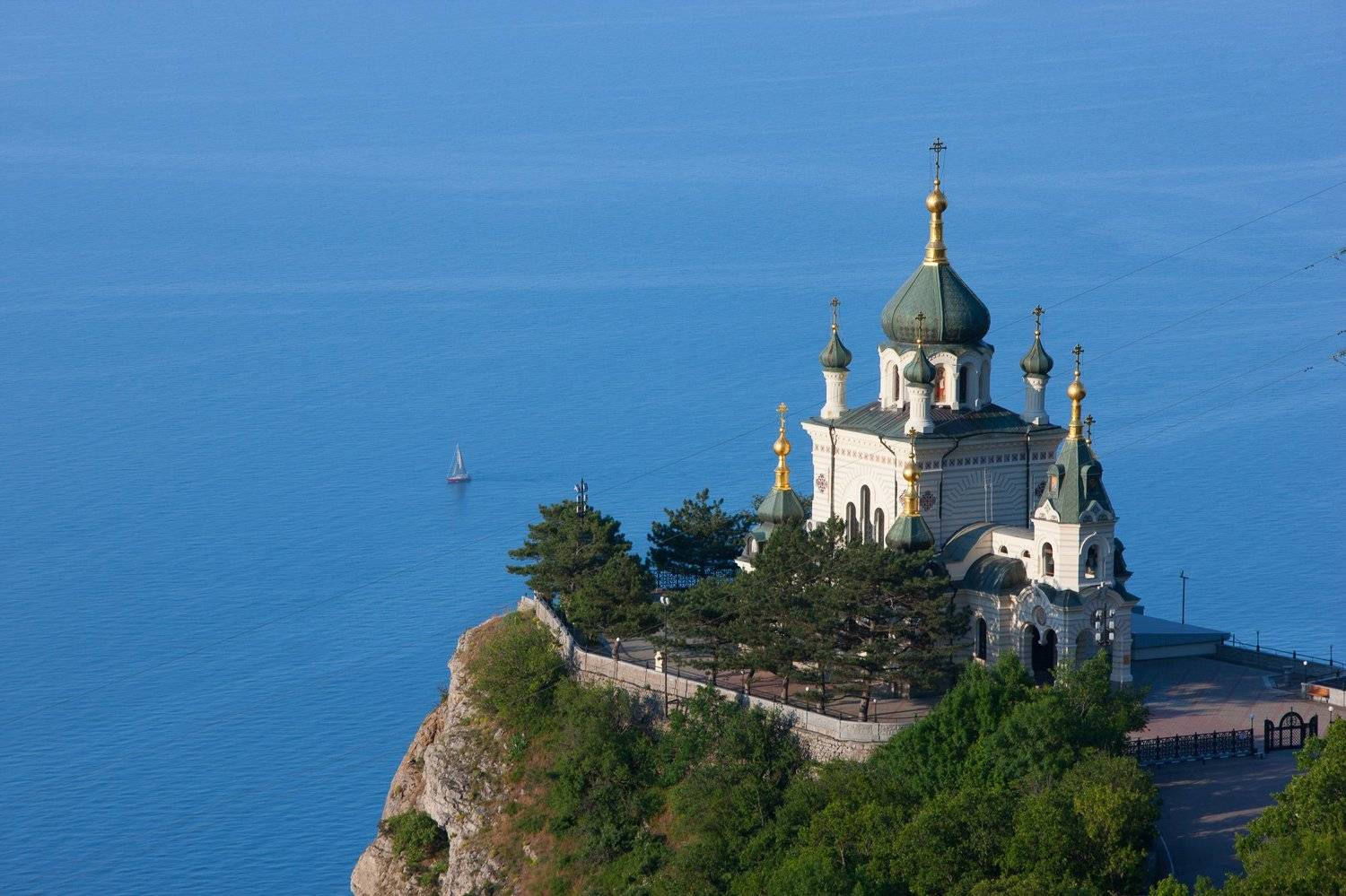 форос, ялта, крым, фооросская церковь, черное море, поселок форос, религия, православие, церковь воскресения христова, Serge Titov