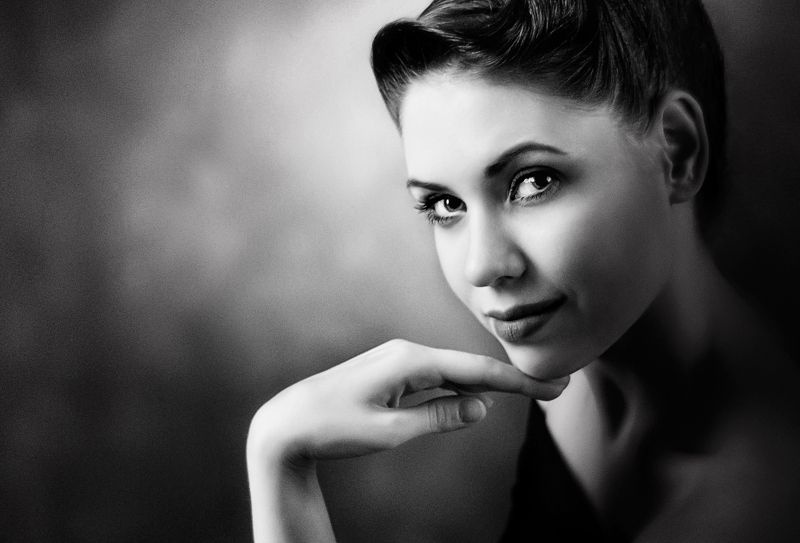 портрет;ч/б **** фото превью