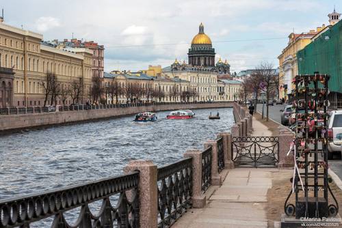 Неласковый май. Весенний Петербург...