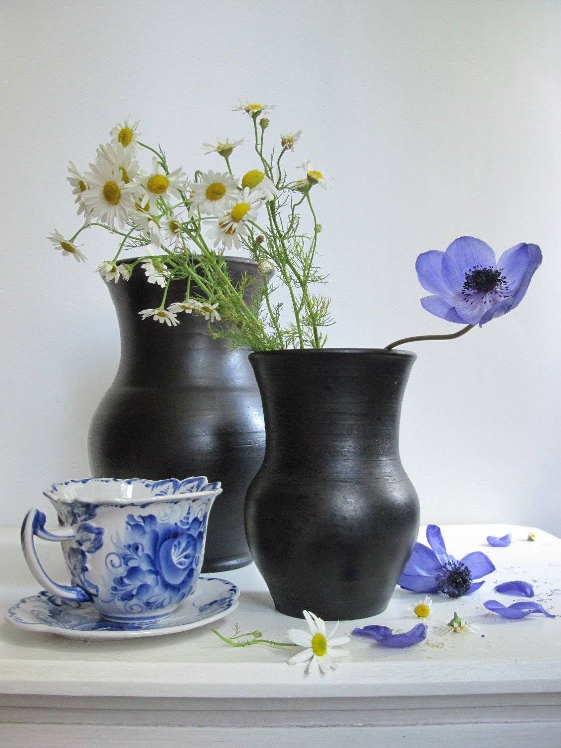 цветы, букет, анемоны, ромашки, керамика, фарфор, гжель, Наталия Тихомирова