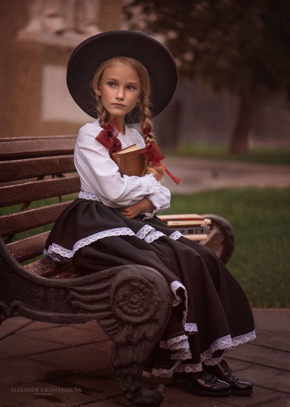 гимназистка, дети, ретро Гимназистка фото превью