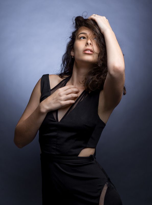 студийный портрет, красивая девушка, женский портрет, концептуальное  фото превью