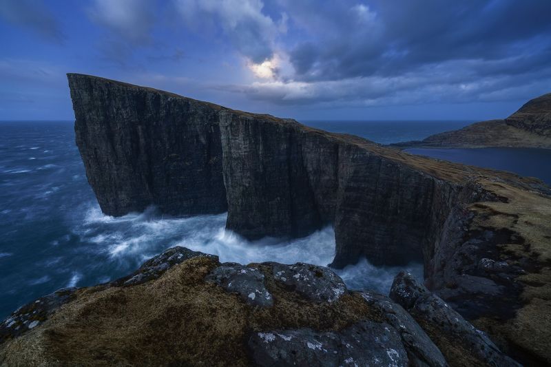 #bluehour #faroeisland #trælanípa Blue light фото превью