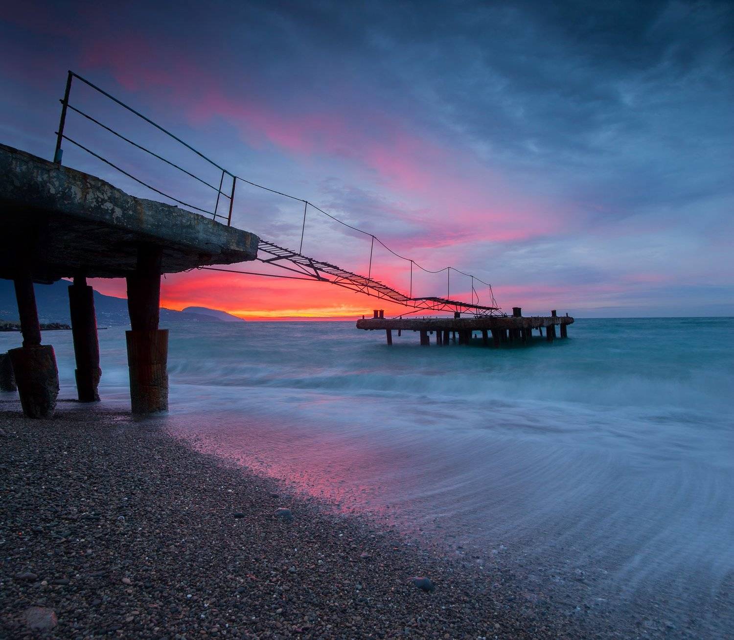 крым, ялта, золотой пляж, море, волна, аю-даг, шторм, ялтинский залив, мартьян, мыс марияен, Serge Titov