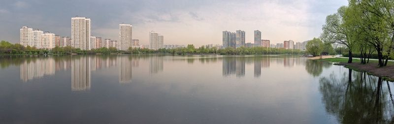 Панорама майского пруда фото превью