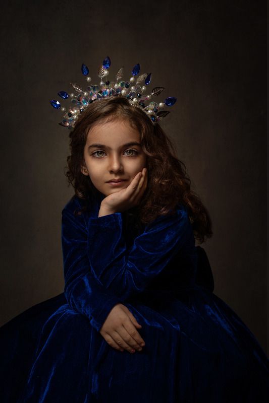 Peacock girl фото превью