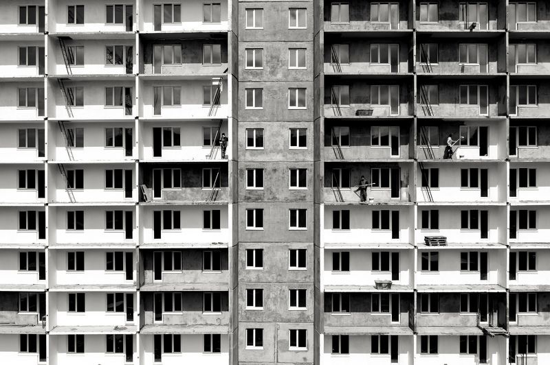 стройка, репортаж, работа, покраска, дом, новострой, владивосток, недострой Новострой фото превью