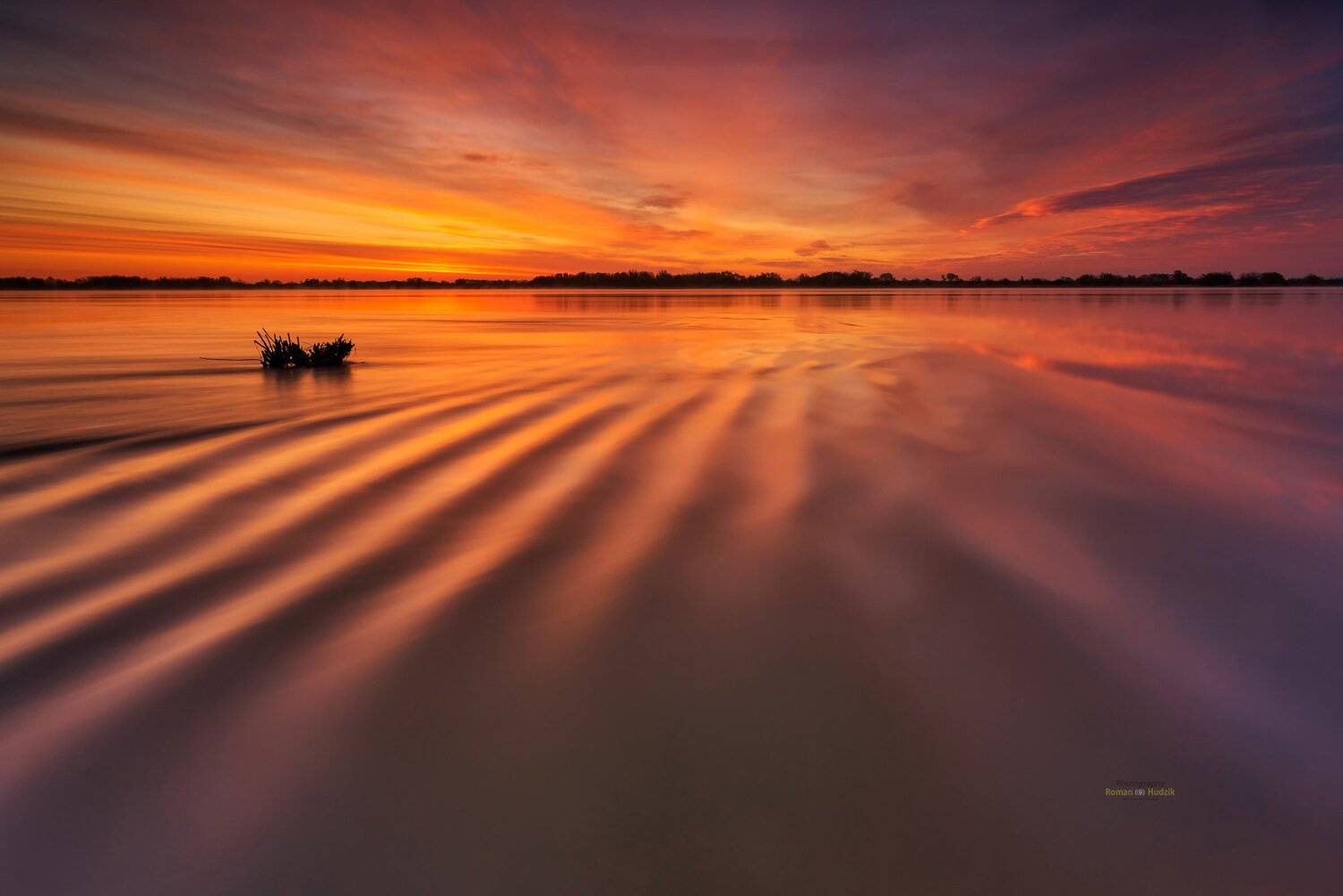 water, landscape, sunrise, clouds, colors, wrinkles,, Roman Hudzik