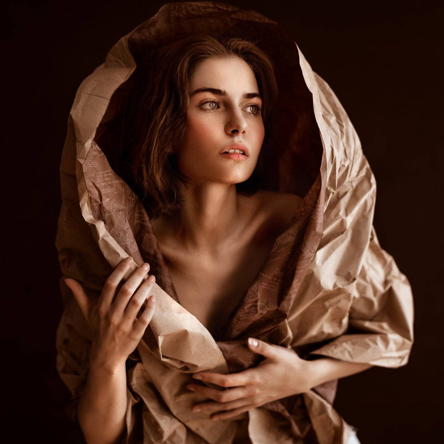 портрет, женский портрет, молодость, девушка, модель, взгляд, квадрат, красота, Мария Братан