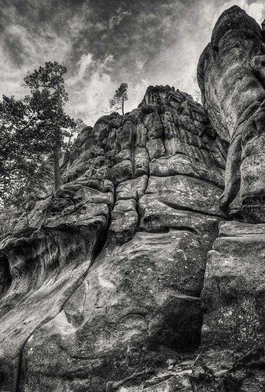 Скалы Небоскребы фото превью
