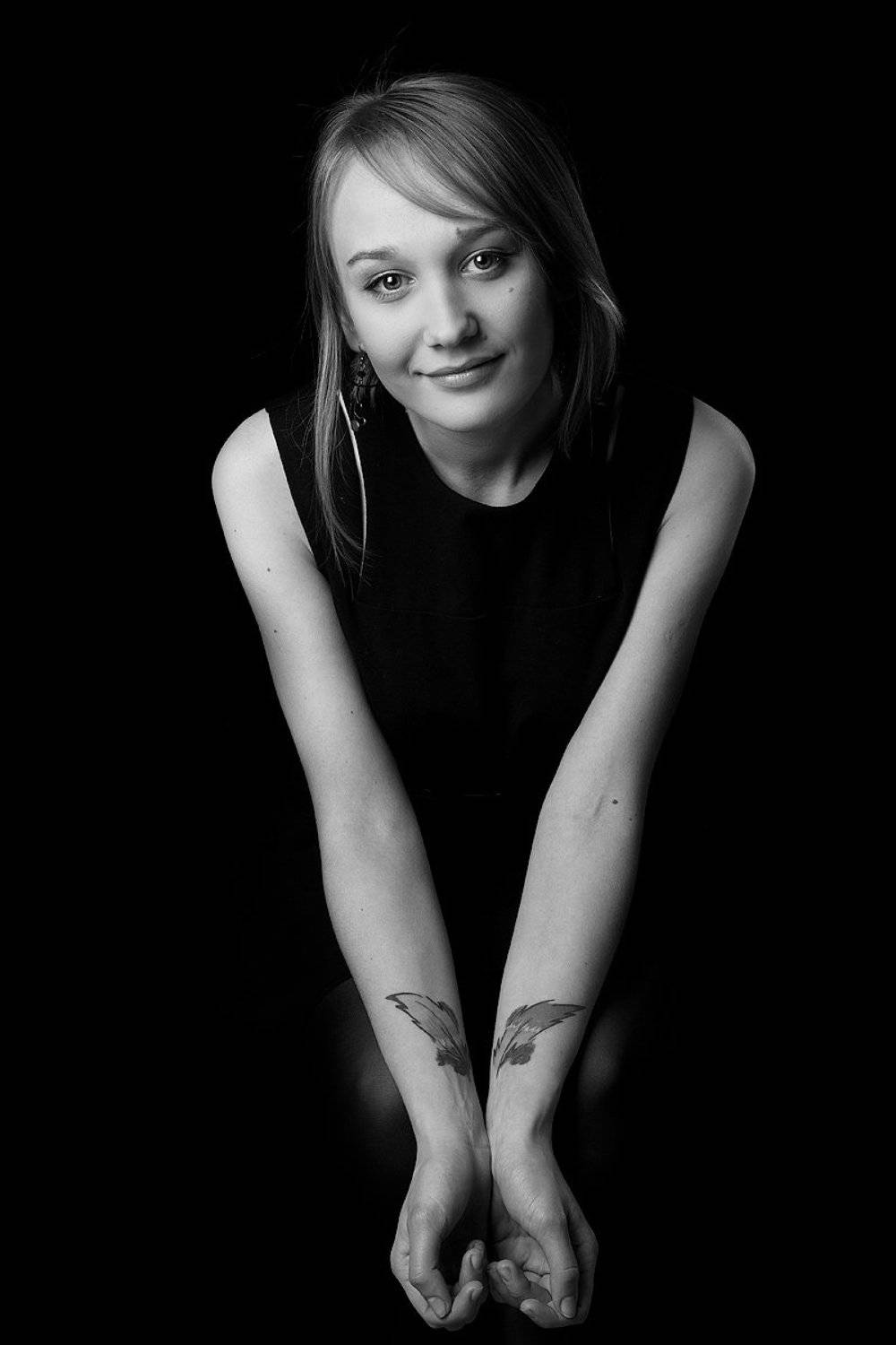 Arms, Black and white, Girl, Tatoo, Жанровый портрет, Портрет, Татуировки, Alex