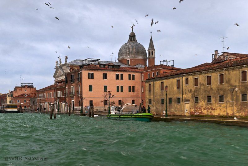 Venezia ... утро понедельника фото превью