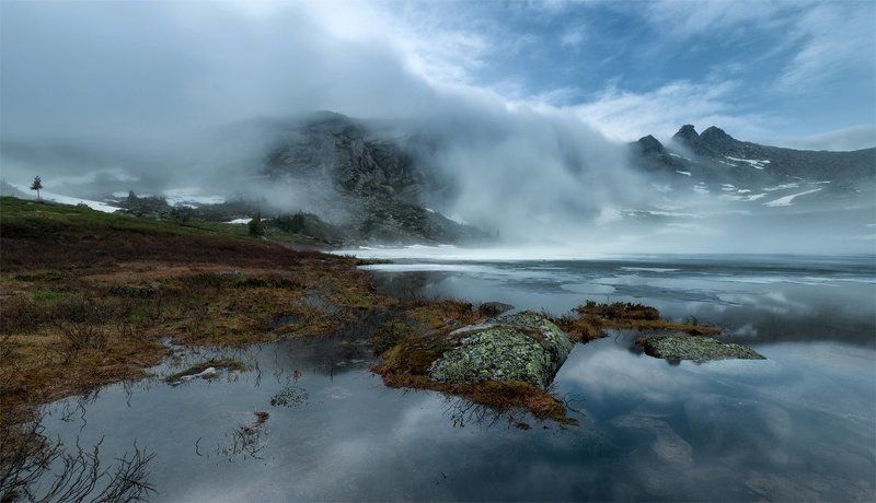 Туманный вечер в Ергаках. фото превью