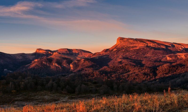 НА РАССВЕТЕ фото превью