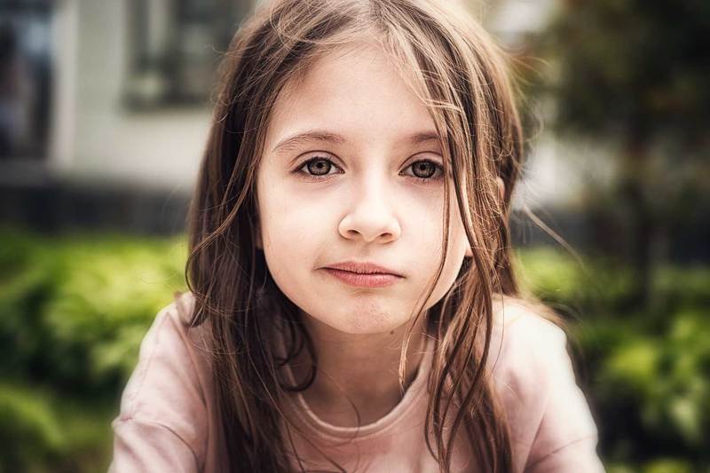 young lady, girl, portrait, outdoor, eyes, юная леди фото превью