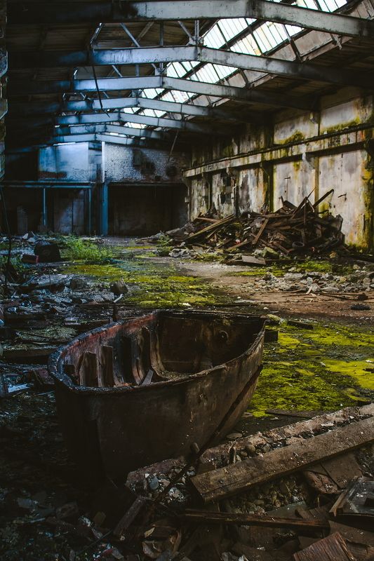 апокалипсис, лодка, мох, пожар, разруха, лодки лодка фото превью