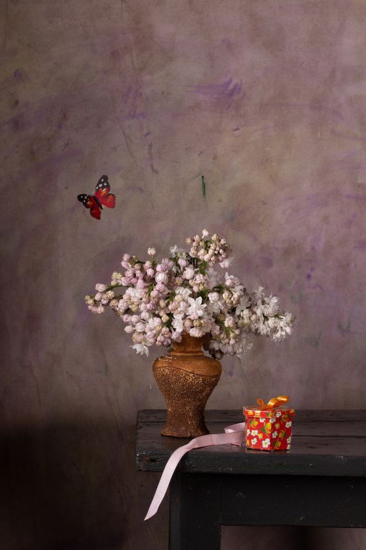 Натюрморт с сиренью фото превью