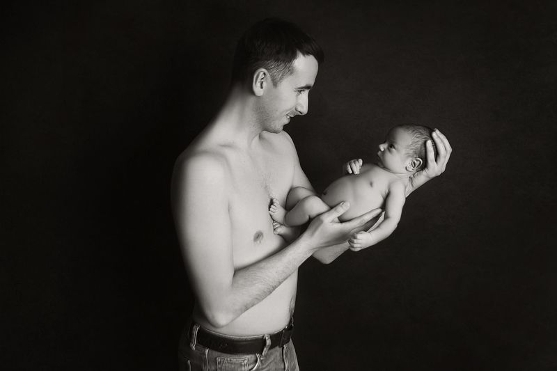 newborn, family, baby, love, familyphoto, newbornphoto, babynewborn, newbornphotography, семейное фото, ньюборн, новорождённый, семейный потрет, студийный портрет, семья, малыш, мальчик, father, отец, папа, daddy  фото превью