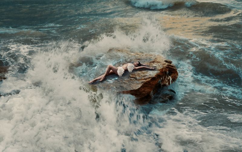 арт Девятый вал фото превью