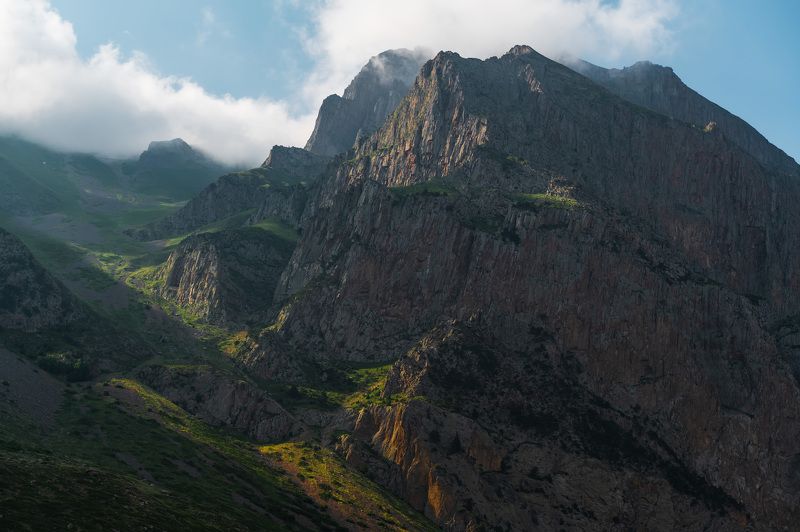mountains sky clouds plateau range landscape spring rock caucasus Highland. фото превью
