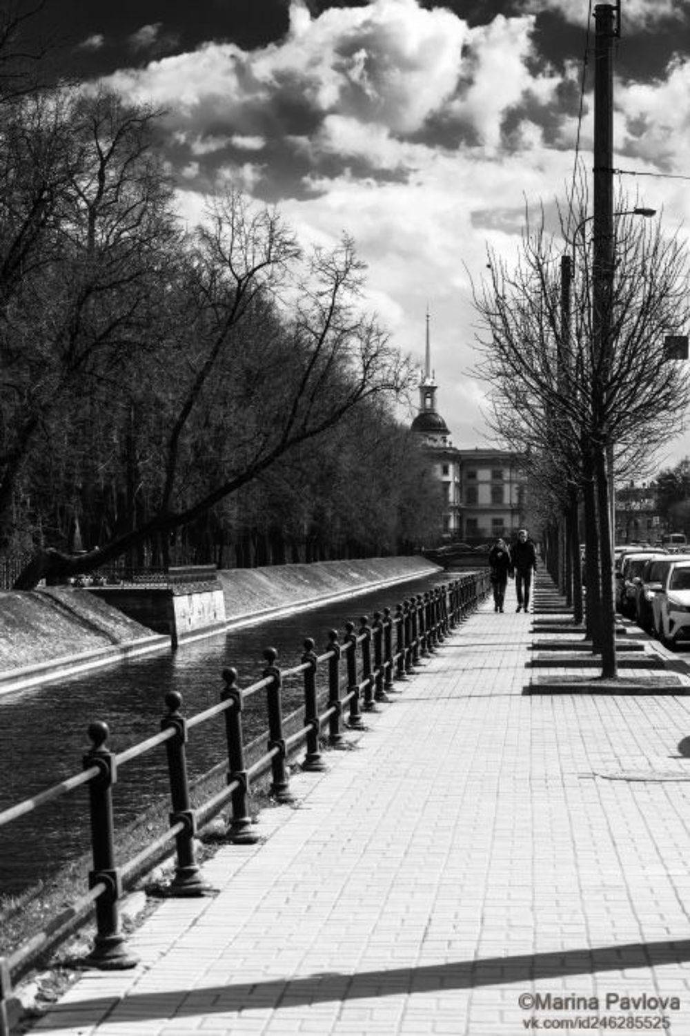 чёрно - белое фото, монохром, стритфото, уличная фотография, лебяжья канавка, михайловский замок, город, петербург, nikon, Марина Павлова