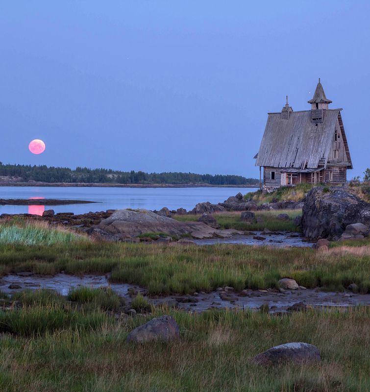белое море, рабочеостровск, белы еночь, полнолуние, фильм остров, кемь, церковь Восход луны над Белым морем фото превью