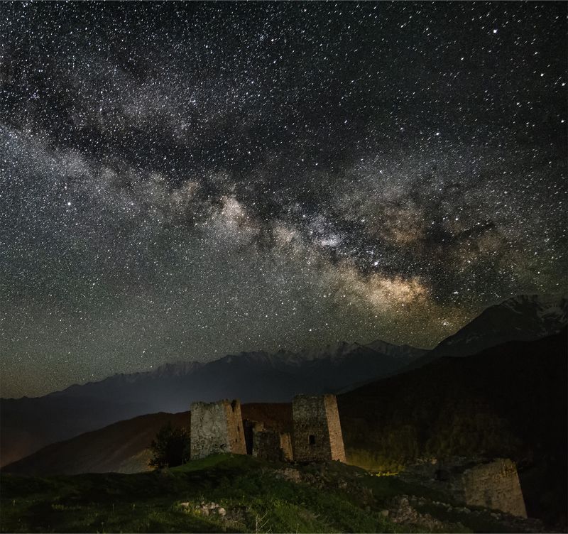 природа, пейзаж, горы, кавказ, природа россии, дикая природа, ночь, звезды, весна, ингушетия Ночь фото превью