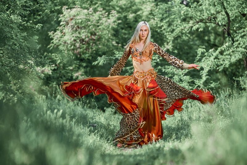 portrait girl nature waterfall river The story of one Princess фото превью