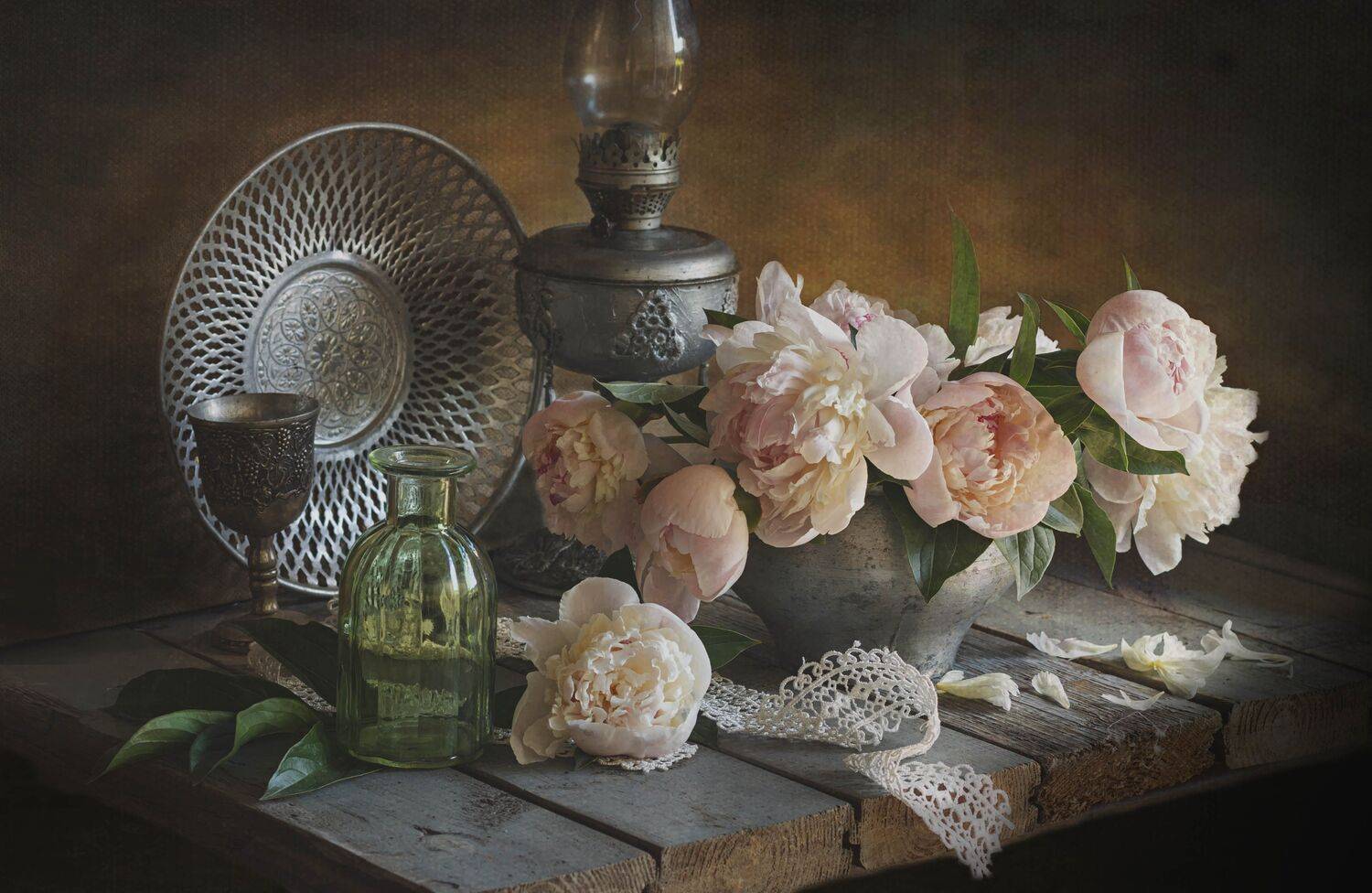 букет цветов, натюрморт, пионы, весна, Лионелла Зимина