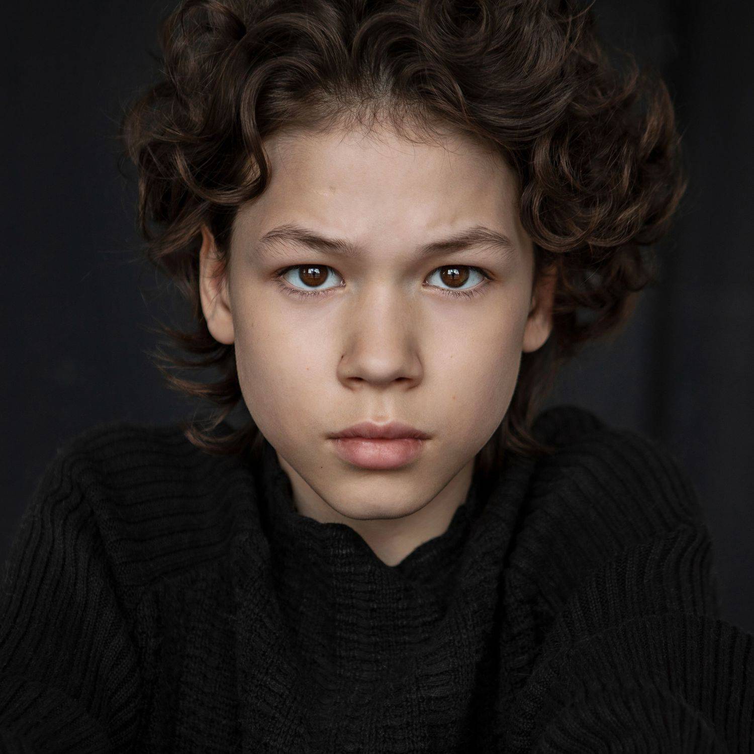 , Антон Леонов