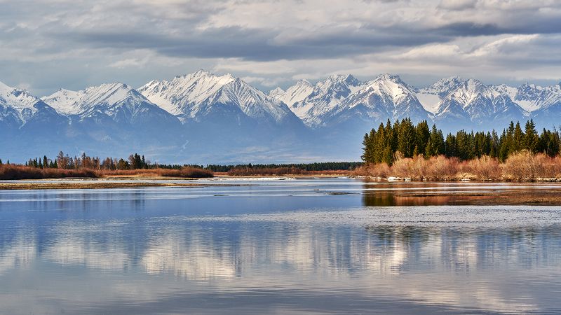 Иркут и Тункинские гольцы фото превью