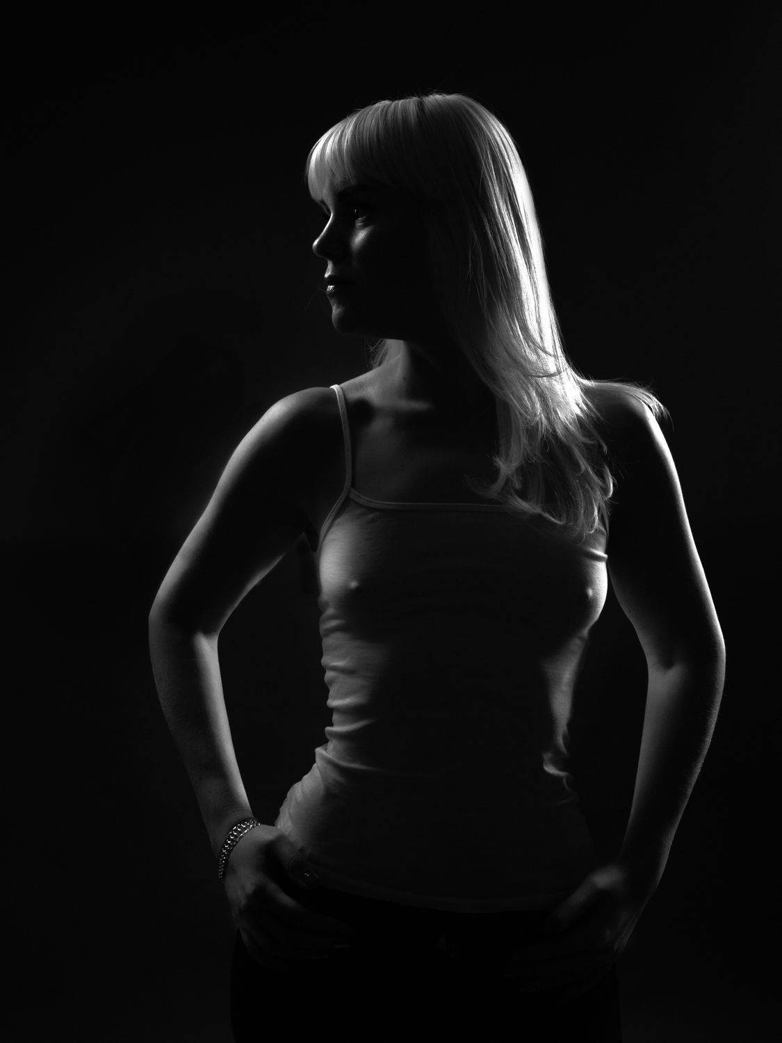 чернобелый женский портрет, Алексей Школдин