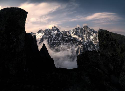 Mountains eye 