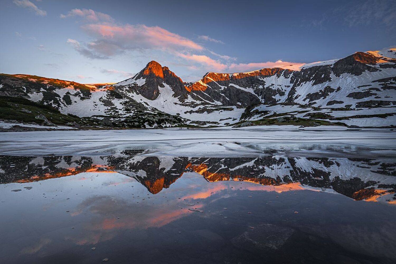 landscape nature scenery spring peak lake reflaction sunset evening snow ice reflection mountain bulgaria весна горы, Александър Александров