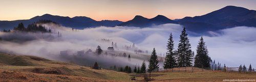 Туманная река