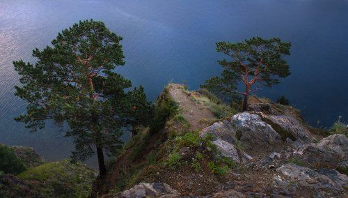 Крутые берега Листвянки