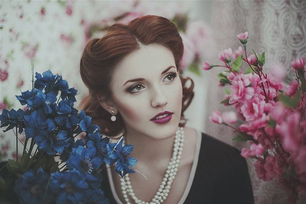 , Роман Глосс