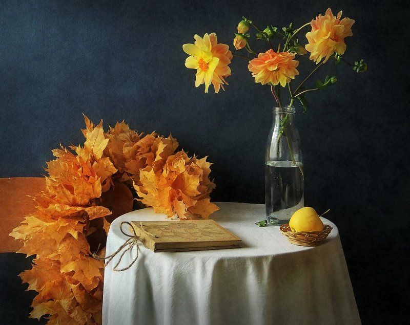 В октябре фото превью