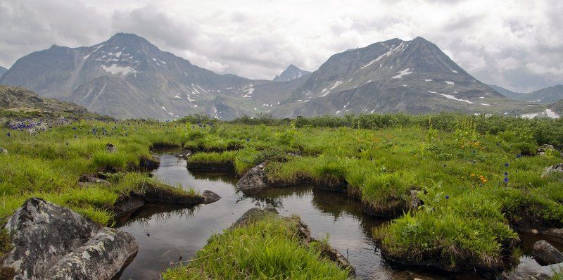 А впереди седой Саян фото превью
