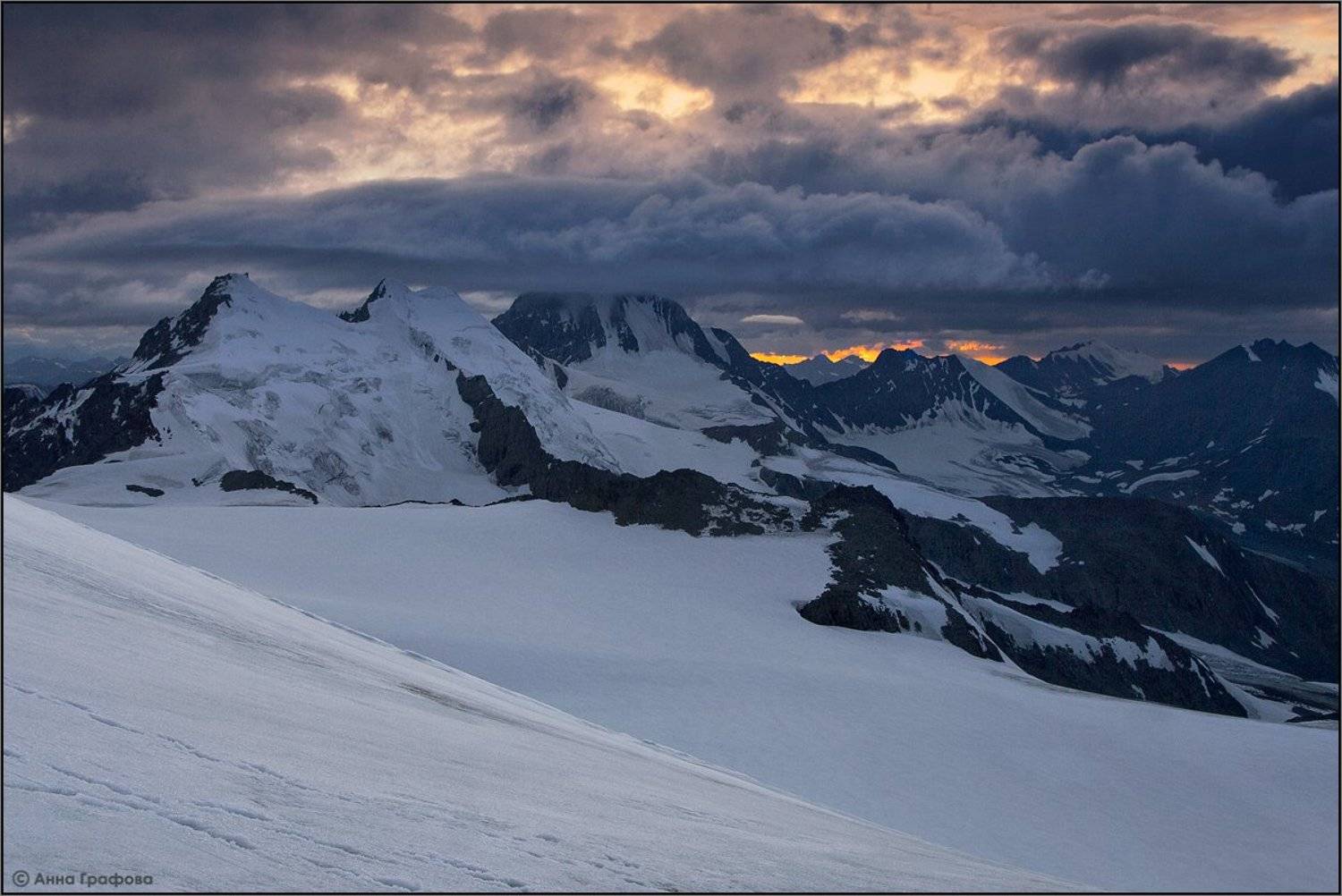 Алтай, Аня графова, Горный алтай, Горы, Иикту, Ольга, Перевал девяти, Южно-чуйский хребет, Аня Графова